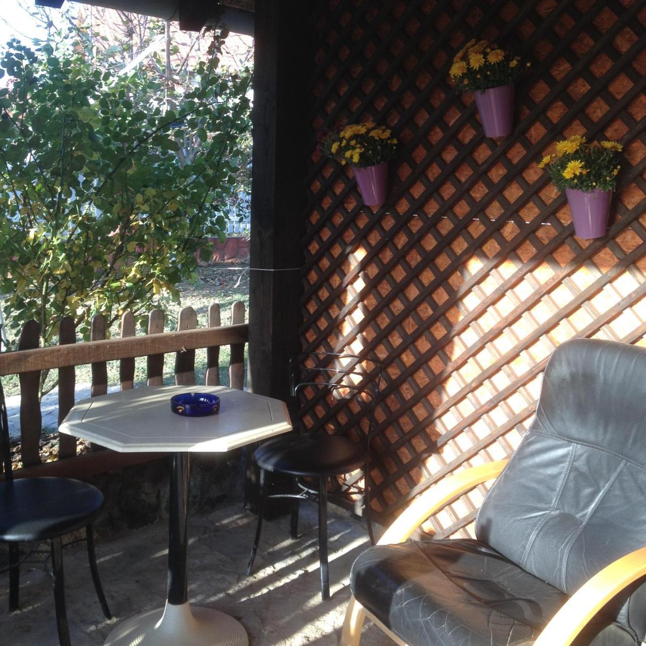 Guest House Rose Smederevska Palanka Ngoại thất bức ảnh